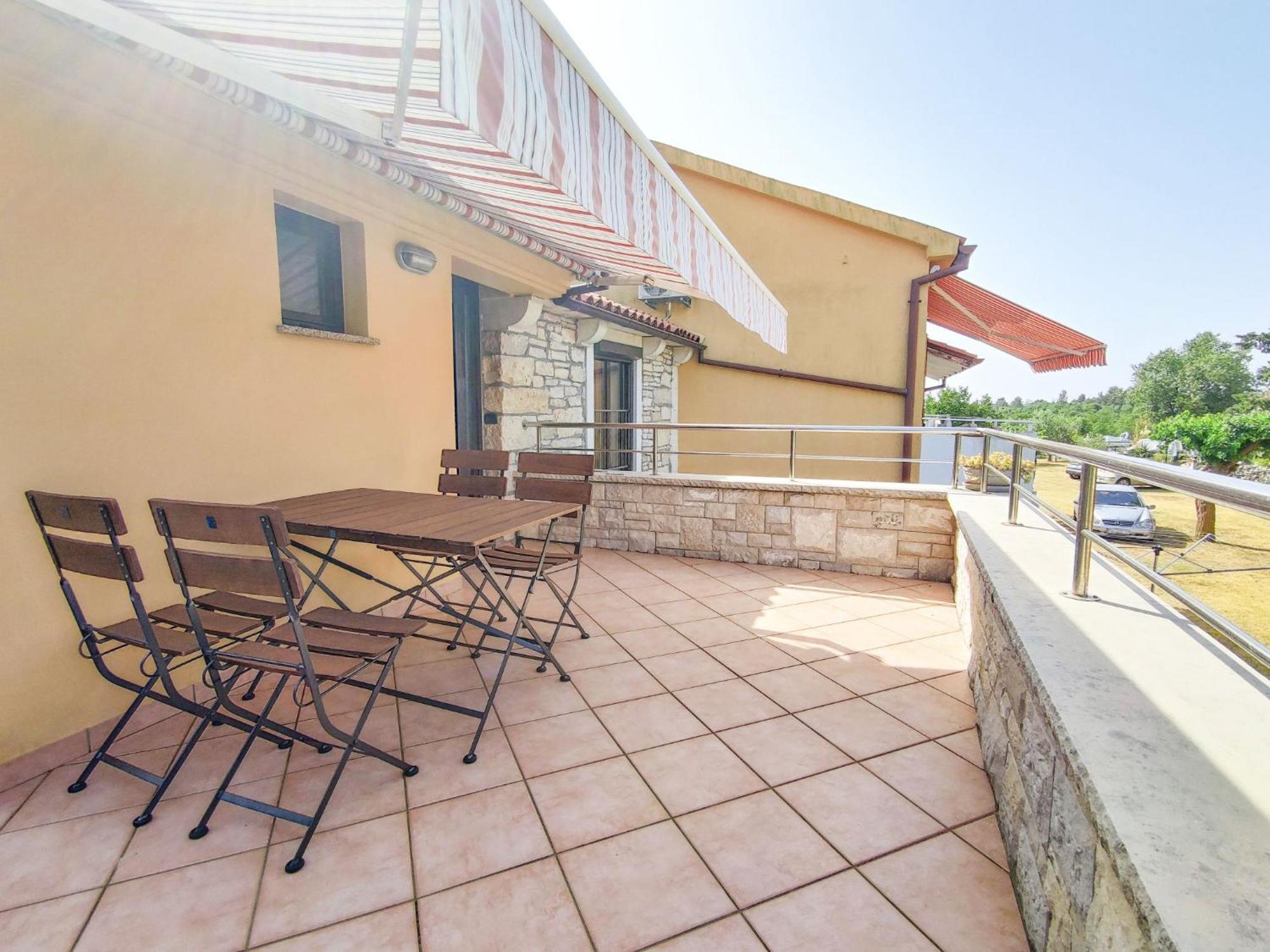Apartments Morena Rakalj Kültér fotó